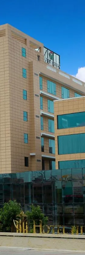 Hotel Hills，位于霍苏尔的酒店