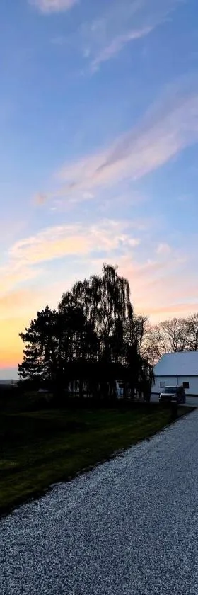 Essenbaekgaard B&B，位于Assentoft的酒店