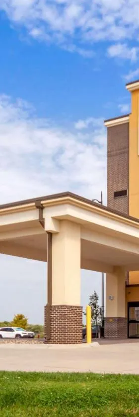 Comfort Suites，位于拉维斯塔的酒店