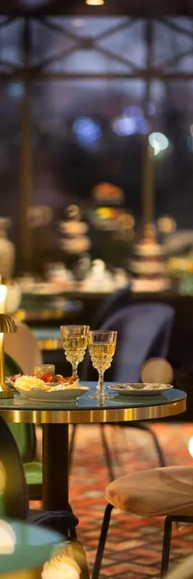 Hôtel De Charme Le Chêne Vert，位于布里夫拉盖亚尔德的酒店