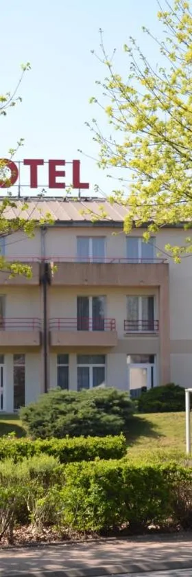 Hotel Agena Hagondange，位于阿贡当日的酒店