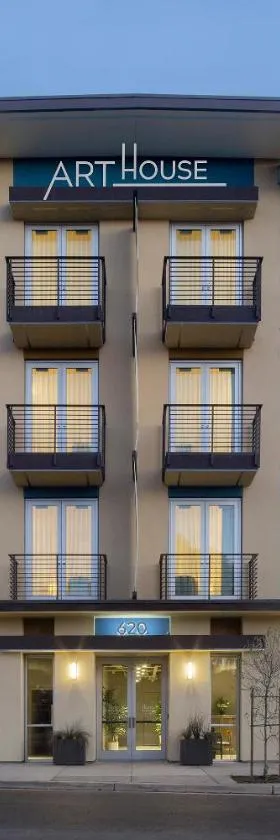 Art House Hotel，位于圣罗莎的酒店