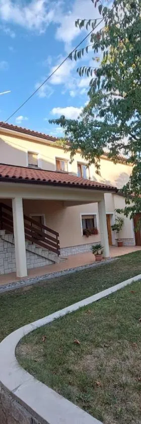 Sobe Ivančica，位于Rupa的酒店