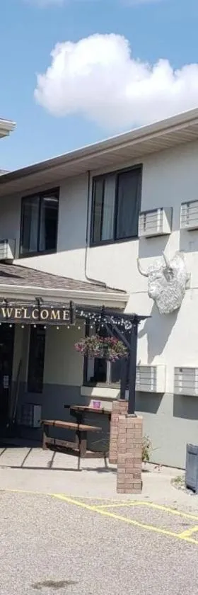 Bison Plains Lodge，位于Moorhead的酒店