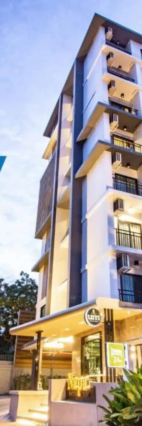 Napa Hotel Ratchaburi，位于拉差汶里的酒店