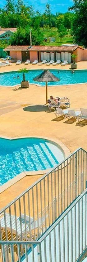 Camping Marvilla Parks - Rivages des Landes - Mobil home 3 chambres，位于欧雷扬的酒店