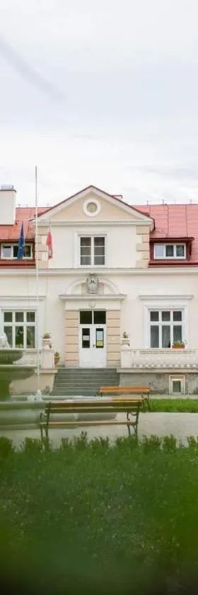 ZPP Hadle Szklarskie，位于Jawornik Polski的酒店