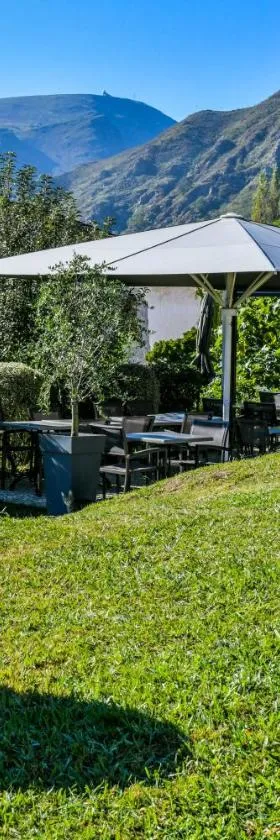 Logis Hôtel du Chêne，位于伊特萨苏的酒店