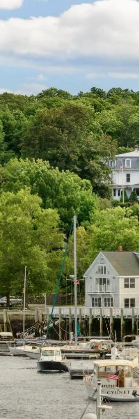 Camden Harbour Inn a member of Small Luxury Hotels，位于卡姆登的酒店