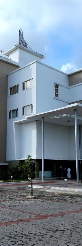 Hotel Queens Inn Velankanni，位于维尔尼甘尼的酒店