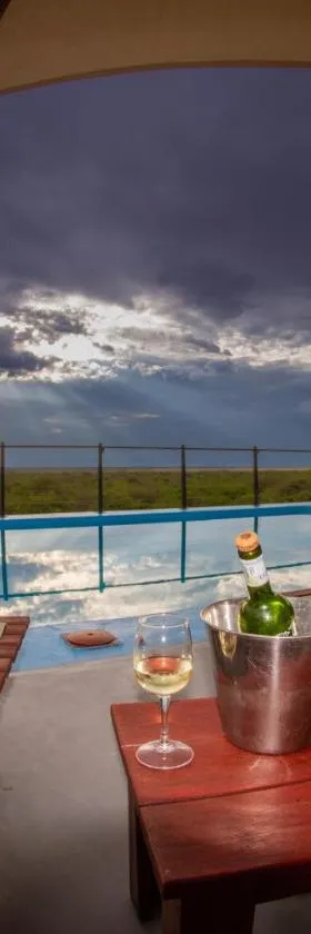 Uukwaluudhi Safari Lodge，位于Okahao的酒店