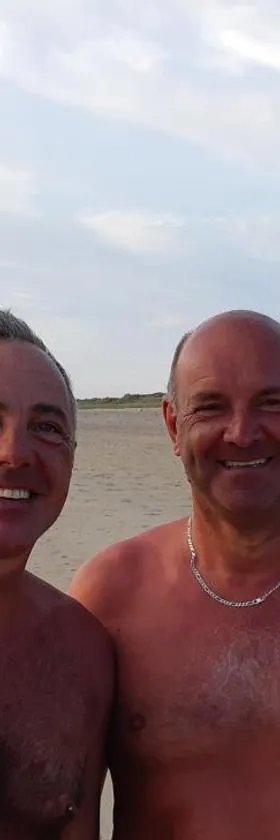 Chambre chez l'habitant LGBT près de la plage naturiste de Granville，位于Bréville-sur-Mer的酒店