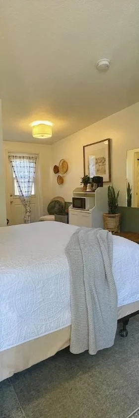 Emerald Valley Inn，位于安吉利斯港的酒店