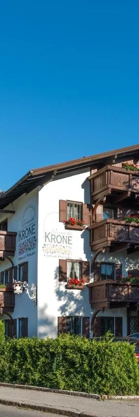 Hotel Krone Tirol，位于罗伊特的酒店