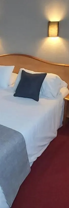 Brit Hotel Confort Villeneuve Sur Lot，位于Bias的酒店