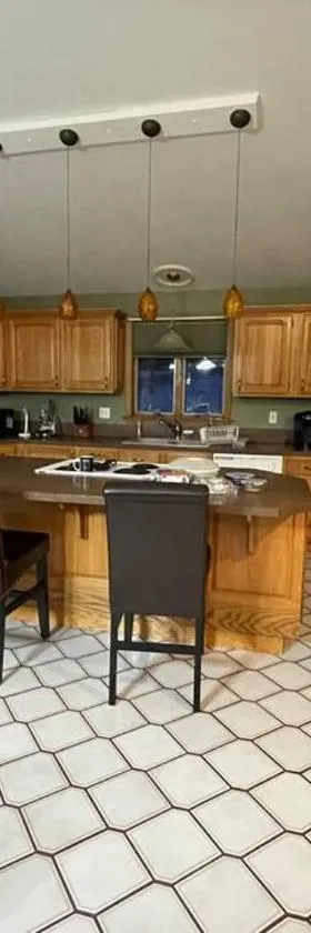Luxury 3-Bedroom home，位于Caribou的酒店