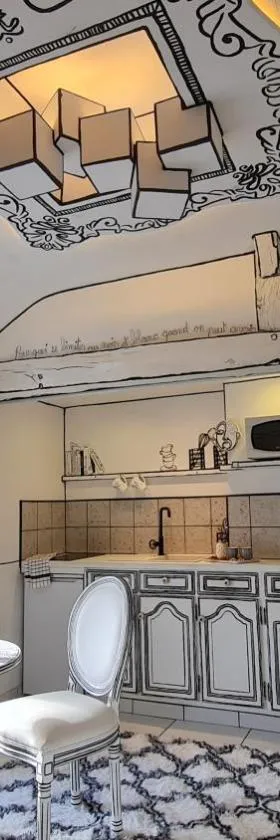 Studio illustré Insolite，位于萨尔特河畔萨布雷的酒店