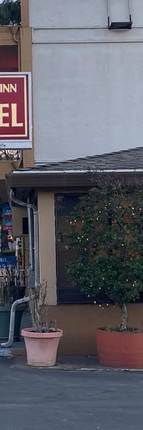 Sun Valley Inn，位于普莱森特希尔的酒店