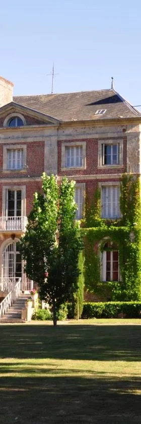 Domaine de la Cressonnière，位于Saint-Martin-de-Bienfaite的酒店