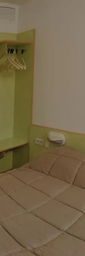 Fasthotel Well Inn Mâcon sud - un hôtel FH Confort，位于查内勒斯梅肯的酒店