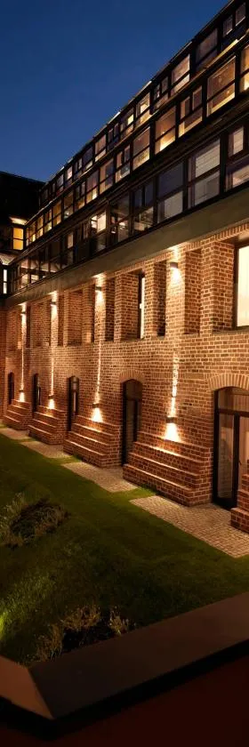 Great Polonia The Granary La Suite Hotel，位于弗罗茨瓦夫的酒店