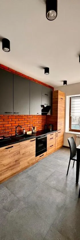 Apartament na Maja -2-，位于斯凯尔涅维采的酒店