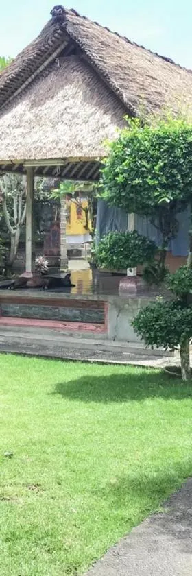 DATON HOUSE near Bali Zoo Ubud Mitra RedDoorz，位于Darmasaba的酒店