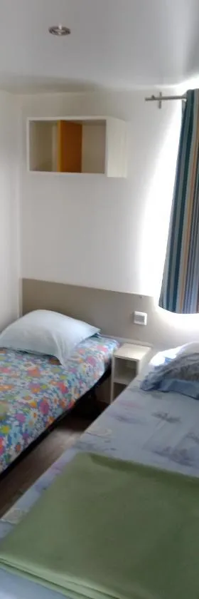 Mobil home saint aubin，位于Saint-Aubin-le-Cauf的酒店