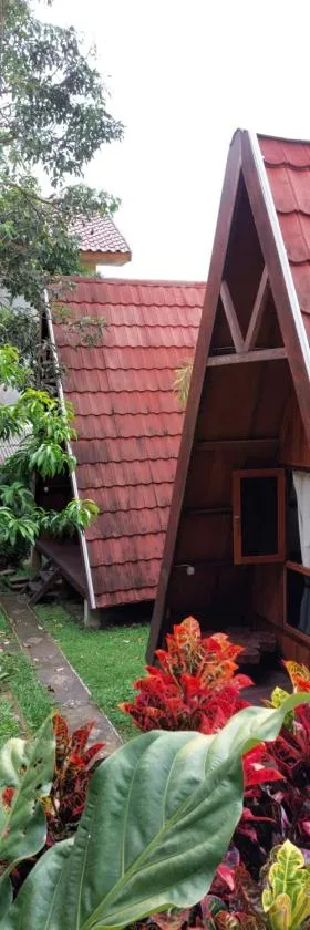 Bliss family cottage Batu，位于巴图的酒店