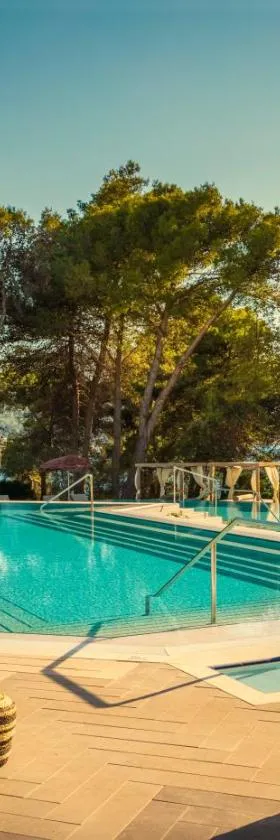 PLACES Hvar Hotel by Valamar，位于斯塔里格勒的酒店
