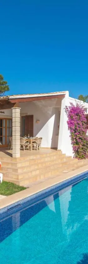 Villa Pastor，位于Cala Anguila的酒店