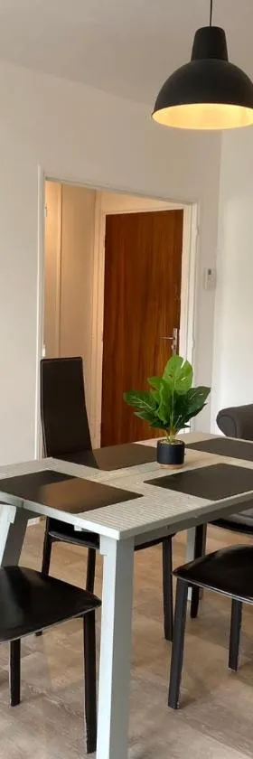 1 Espalion superbe appartement hyper centre ville，位于埃斯帕利翁的酒店
