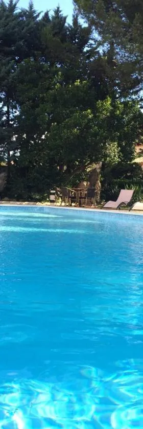 Cit'Hotel Le Mirage，位于伊斯特尔的酒店