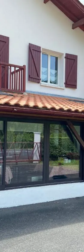 MAISON AMORAINA，位于Ascarat的酒店