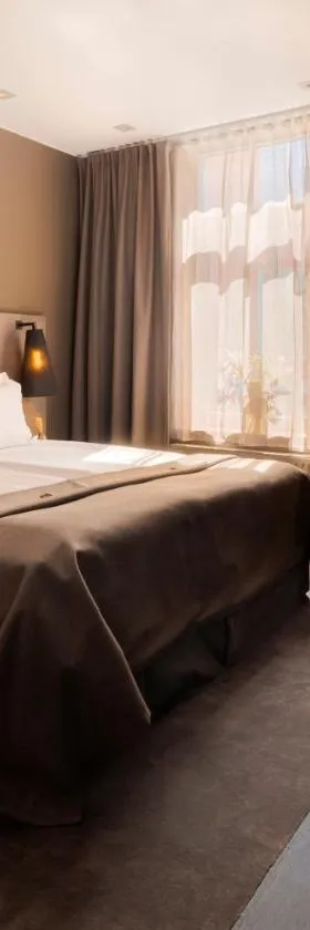 The Lamp Hotel & Spa，位于诺尔雪平的酒店