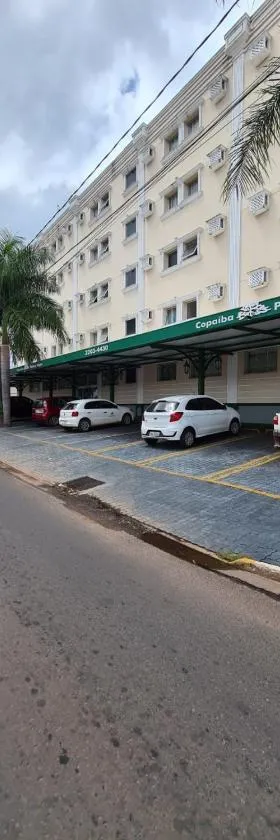 Copaiba Palace Hotel，位于巴乌鲁的酒店