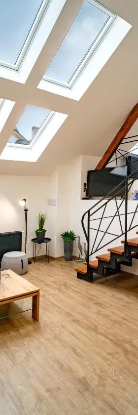 Hotel Smrž，位于Sepekov的酒店