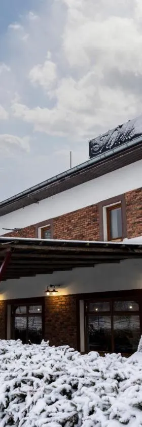 Apartamentowiec Kuźniar，位于奥得河畔科斯琴的酒店