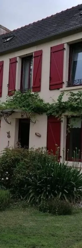 Mme Teurtroy, Chambres d'Hôtes La Prairie，位于Gouesnach的酒店