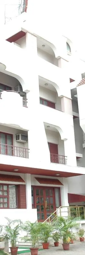 那南酒店，位于坦贾武尔的酒店