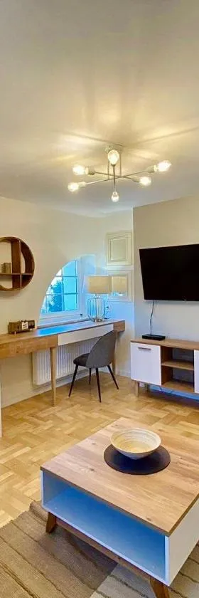 Apartamenty na Klasztornej，位于亚斯沃的酒店