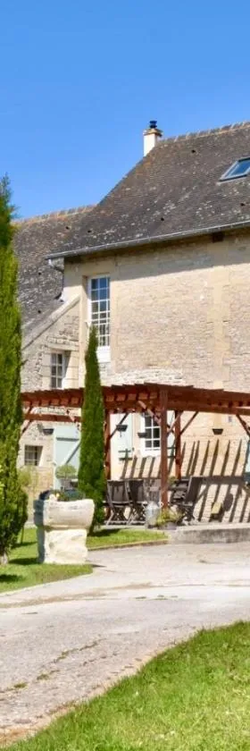 L'Ecurie Gourmande，位于Thaon的酒店