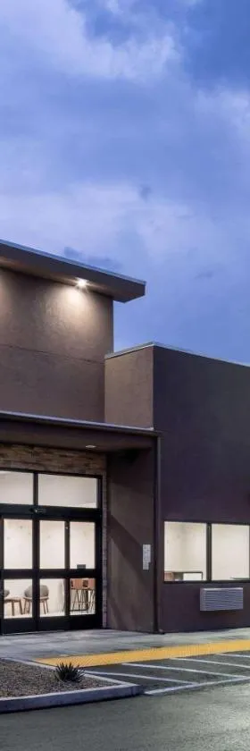 Ramada by Wyndham Modesto Yosemite Area，位于莫德斯托的酒店