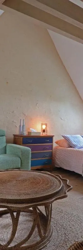 La Dragonne, petite maison au centre de Bellême, jardin, cuisine équipée, vue forêt，位于贝莱姆的酒店