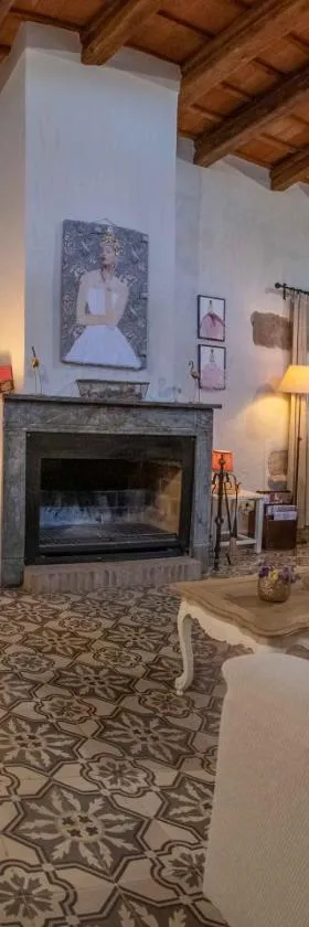 Can Bayre-Casa Rural，位于Fortiá的酒店