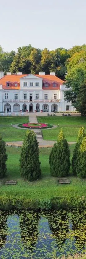 Dwór Zbożenna，位于Przysucha的酒店