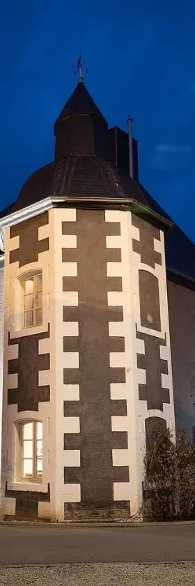 Château de Clemency，位于Clemency的酒店