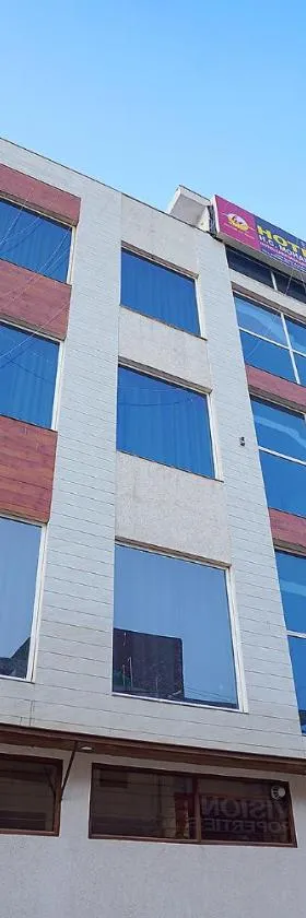 FabHotel HC Mohali Inn，位于克勒尔的酒店