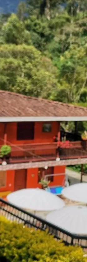 Hotel Orillas del Pizano，位于贾丁的酒店