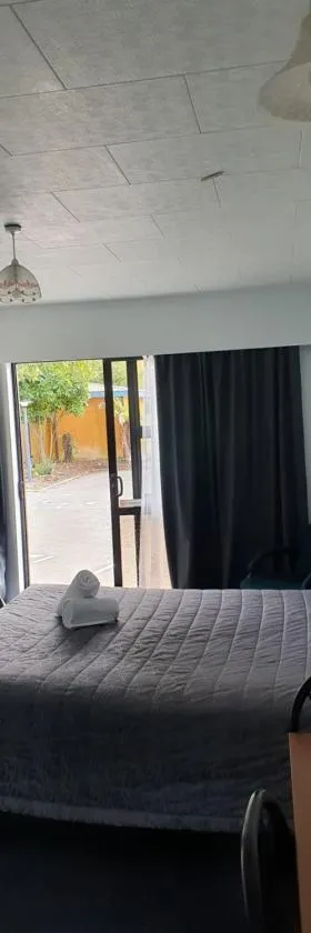 奥哈库庭院汽车旅馆，位于奥阿库尼的酒店